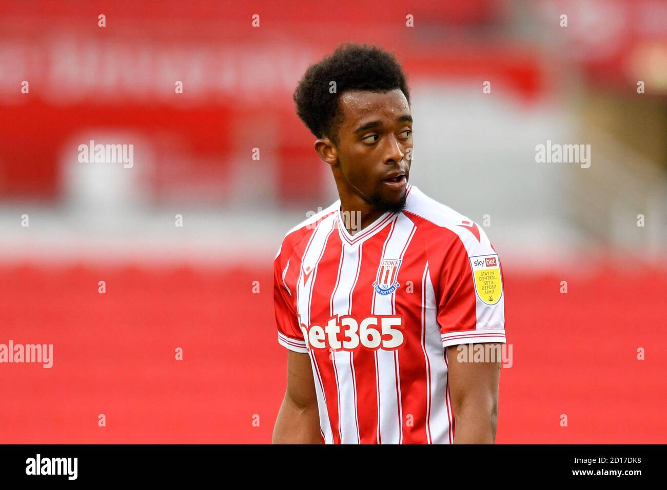 Tashan Oakley-Boothe (20) of Stoke City looks over his shoulder Stock Photo  - Alamy