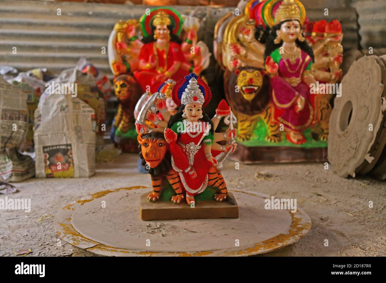 Beawar, India. 05th Oct, 2020. Idols of Goddess Durga for the upcoming Durga Puja Navratri festival, in Beawar. The nine-day Durga Puja festival, which commemorates the slaying of the demon king Mahishasur by the goddess Durga, marks the triumph of good over evil. Hindu festival will begin on Oct. 17. (Photo by Sumit Saraswat/Pacific Press) Credit: Pacific Press Media Production Corp./Alamy Live News Stock Photo