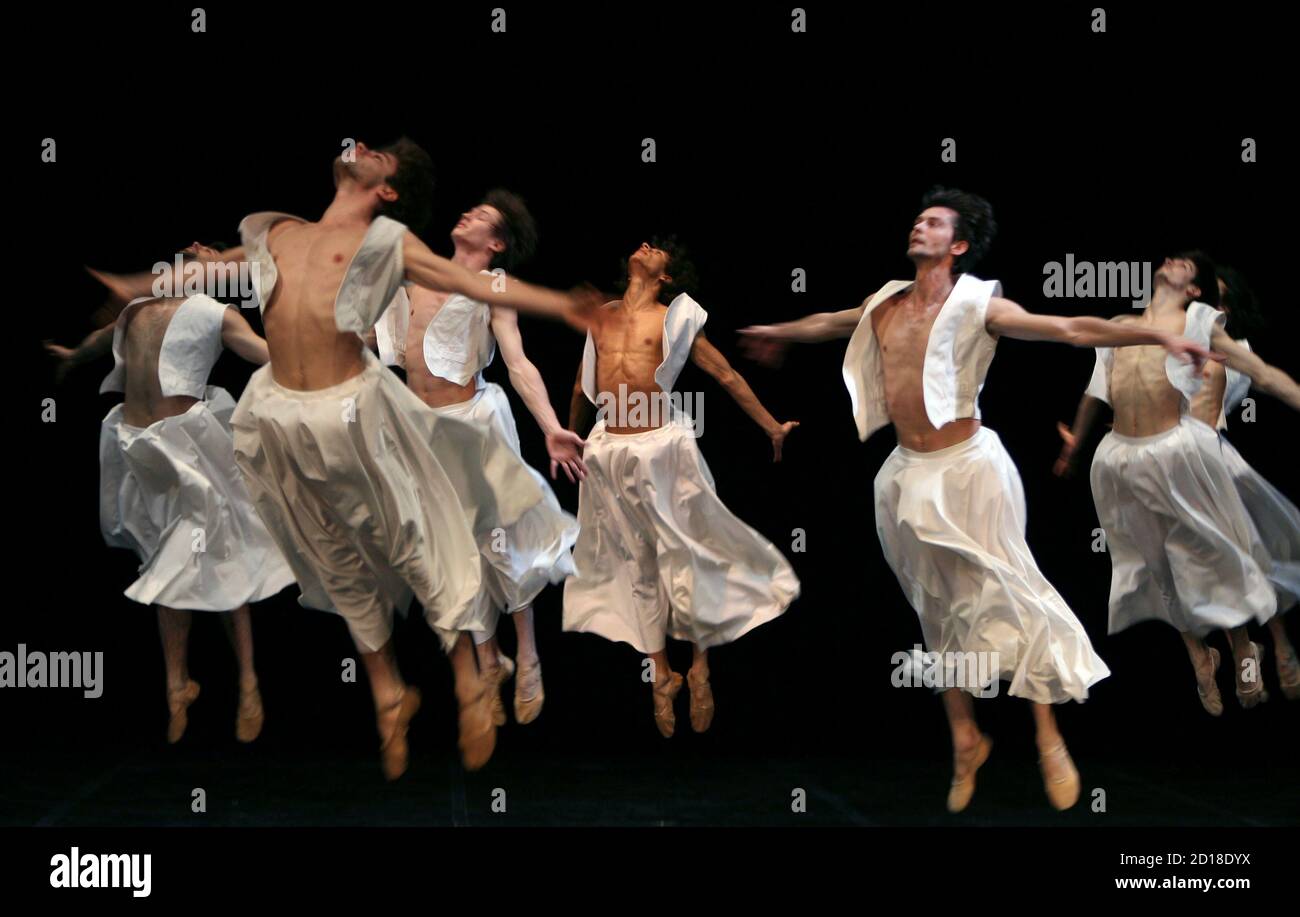 Bejart ballet lausanne hi-res stock photography and images - Alamy