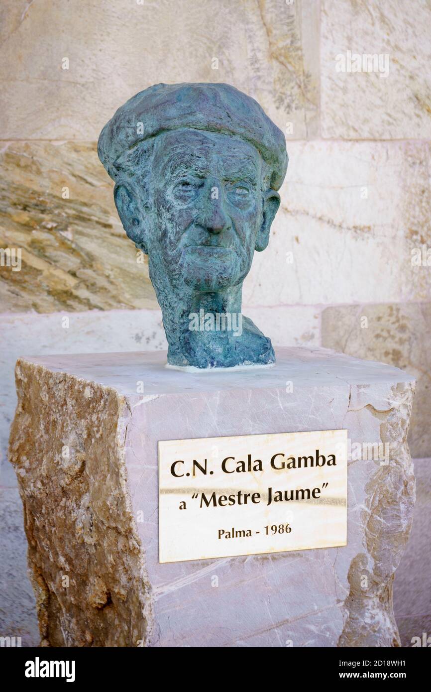 busto de Mestre Jaume, obra del escultor Antonio Riera,club nautico de Cala Gamba, Palma,Mallorca, islas baleares, Spain Stock Photo