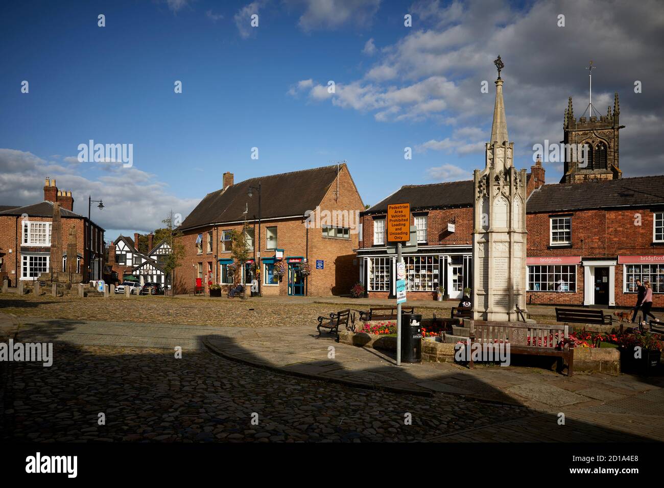 Sandbach market town Cheshire, England, The Cobbles Market Square  with the Saxon Stones and the cenotaph Stock Photo