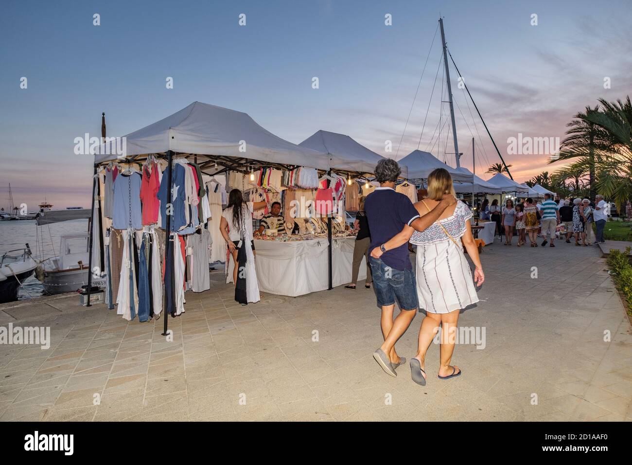 mercadillo al aire libre, Port d'Alcúdia, Mallorca, balearic islands, Spain Stock Photo