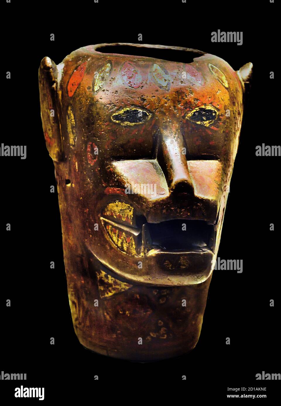 Ceremonial vessel depicting a jaguar head. Polychrome wood. Inca Culture, Late Horizon (1400-1533 AD). Cuzco, Peru, Mexico, Mexicans, America, Stock Photo