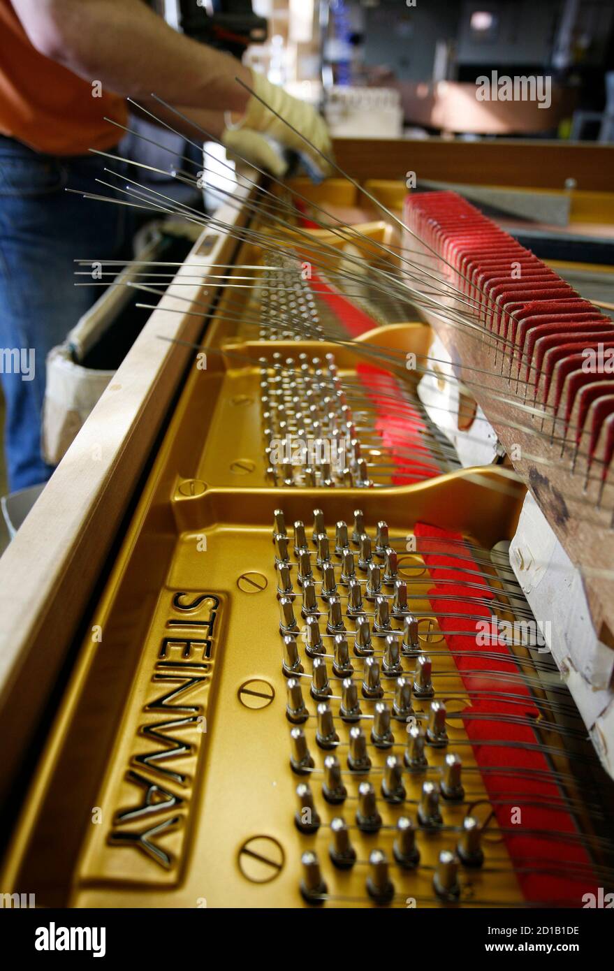 Steinway and sons piano factory hires stock photography and images Alamy