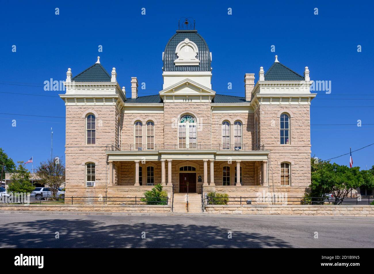 Town Square and Historic Crockett County Courthouse built in 1902