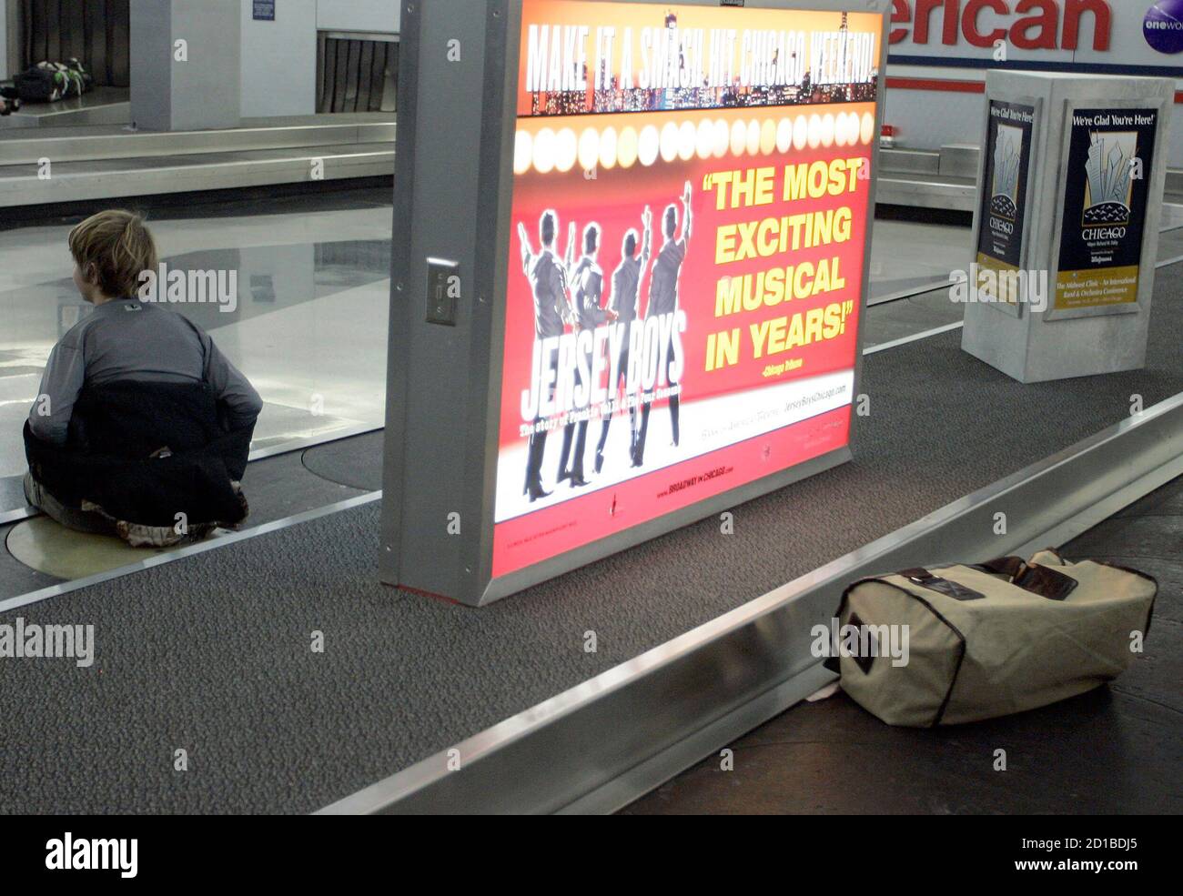 Airport baggage claim billboard hi-res stock photography and images - Alamy