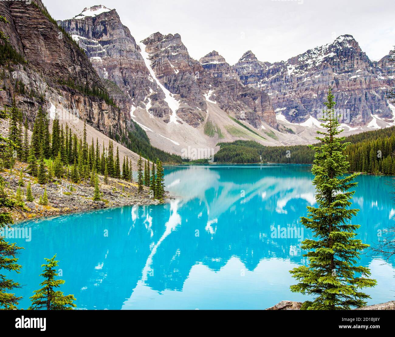 Beautiful Canadian famous turquoise Moraine Lake, Banff National Park