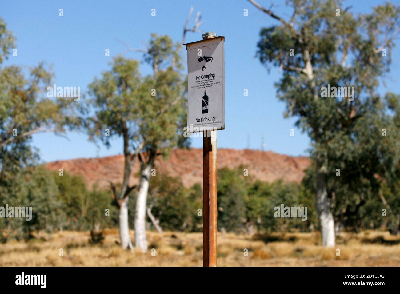 Australia Alice Springs Aboriginal Women High Resolution Stock Photography and Images Alamy