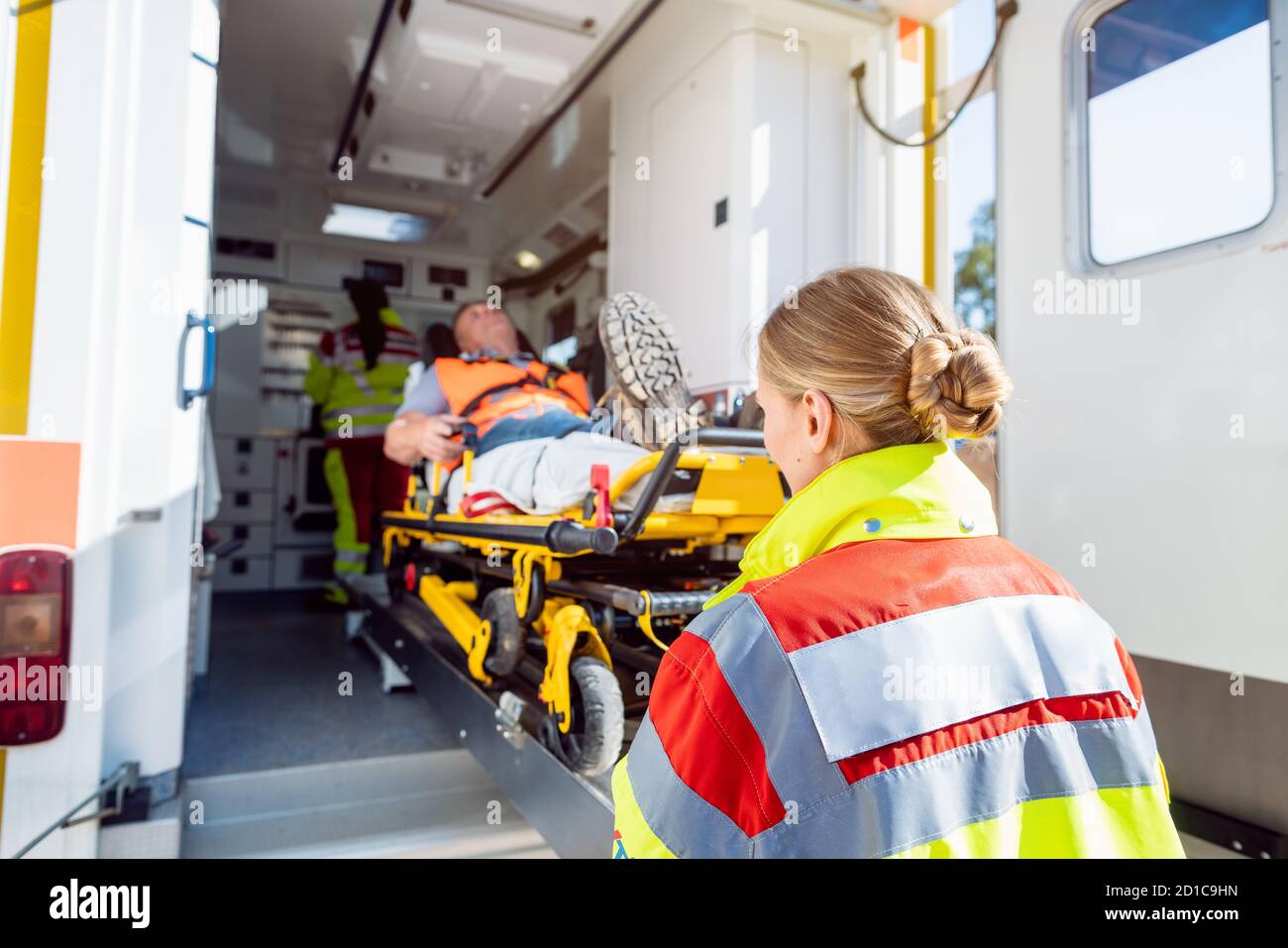 Ambulance stretcher accident hi-res stock photography and images - Alamy