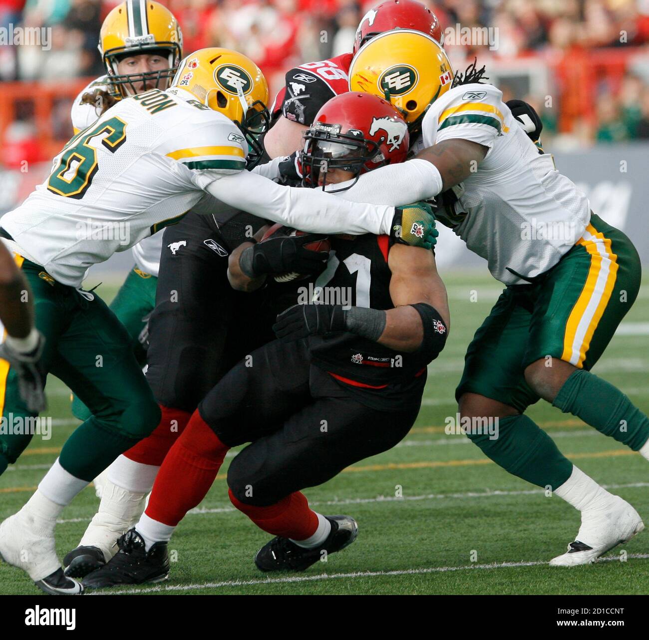 Jack reynolds football High Resolution Stock Photography and Images - Alamy