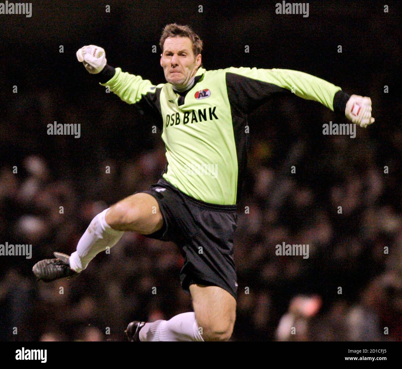 Az alkmaar goalkeeper henk timmer hi-res stock photography and images 