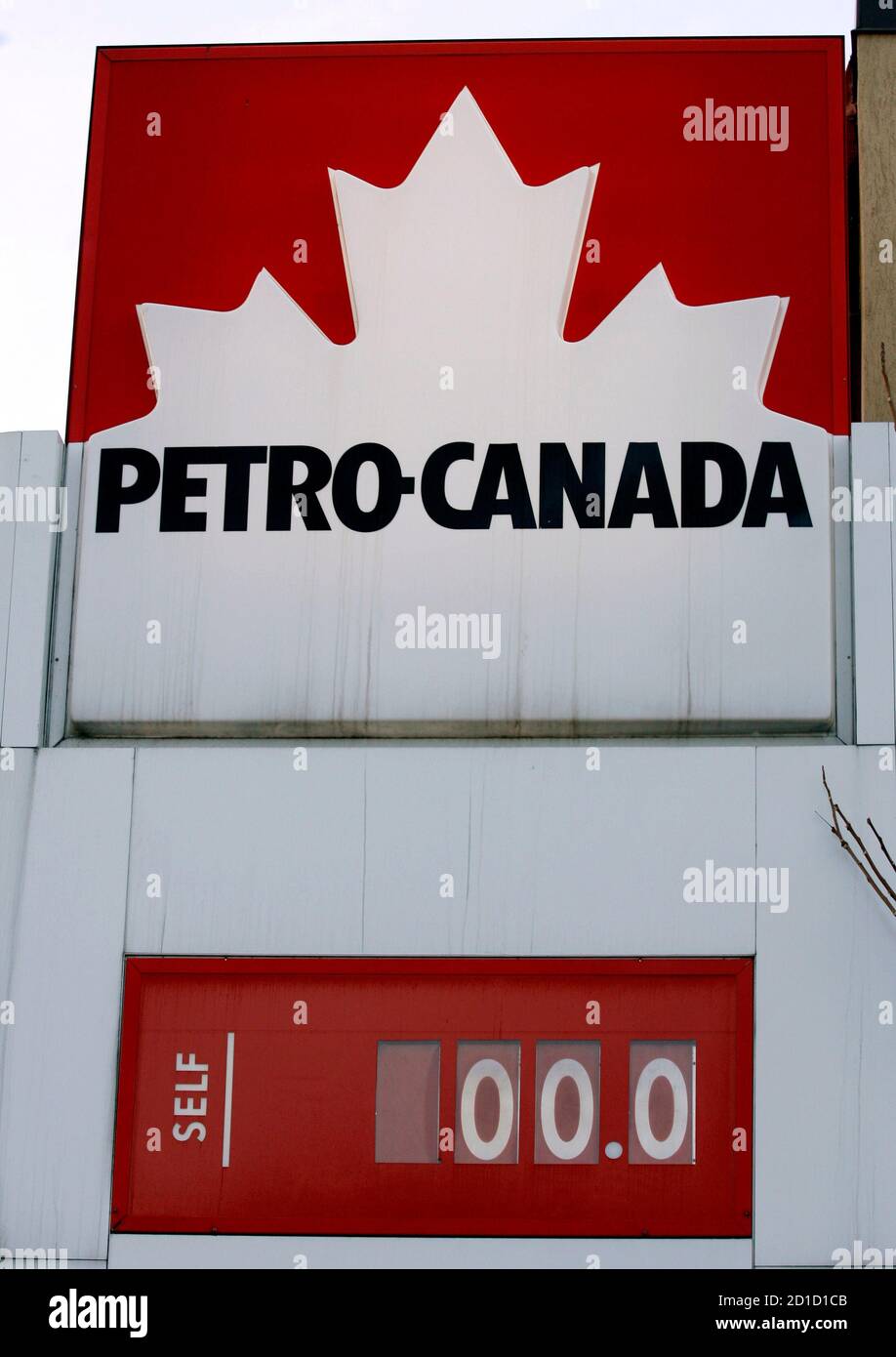 Imperial gas station hires stock photography and images Alamy