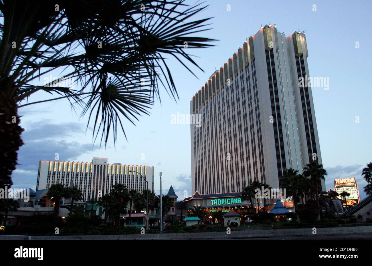 A view of the Tropicana hotel and casino in Las Vegas, Nevada May 5, 2008. Tropicana Entertainment, which owns the Tropicana, is filing for Chapter 11 bankruptcy protection. According to an article by the Las Vegas Sun, Tropicana Entertainment lost its biggest asset when New Jersey regulators removed the company's gaming license at the Tropicana hotel and casino in Atlantic City, New Jersey. That triggered a lawsuit by bondholders seeking immediate repayment. REUTERS/Las Vegas Sun/Steve Marcus (UNITED STATES) Stock Photo