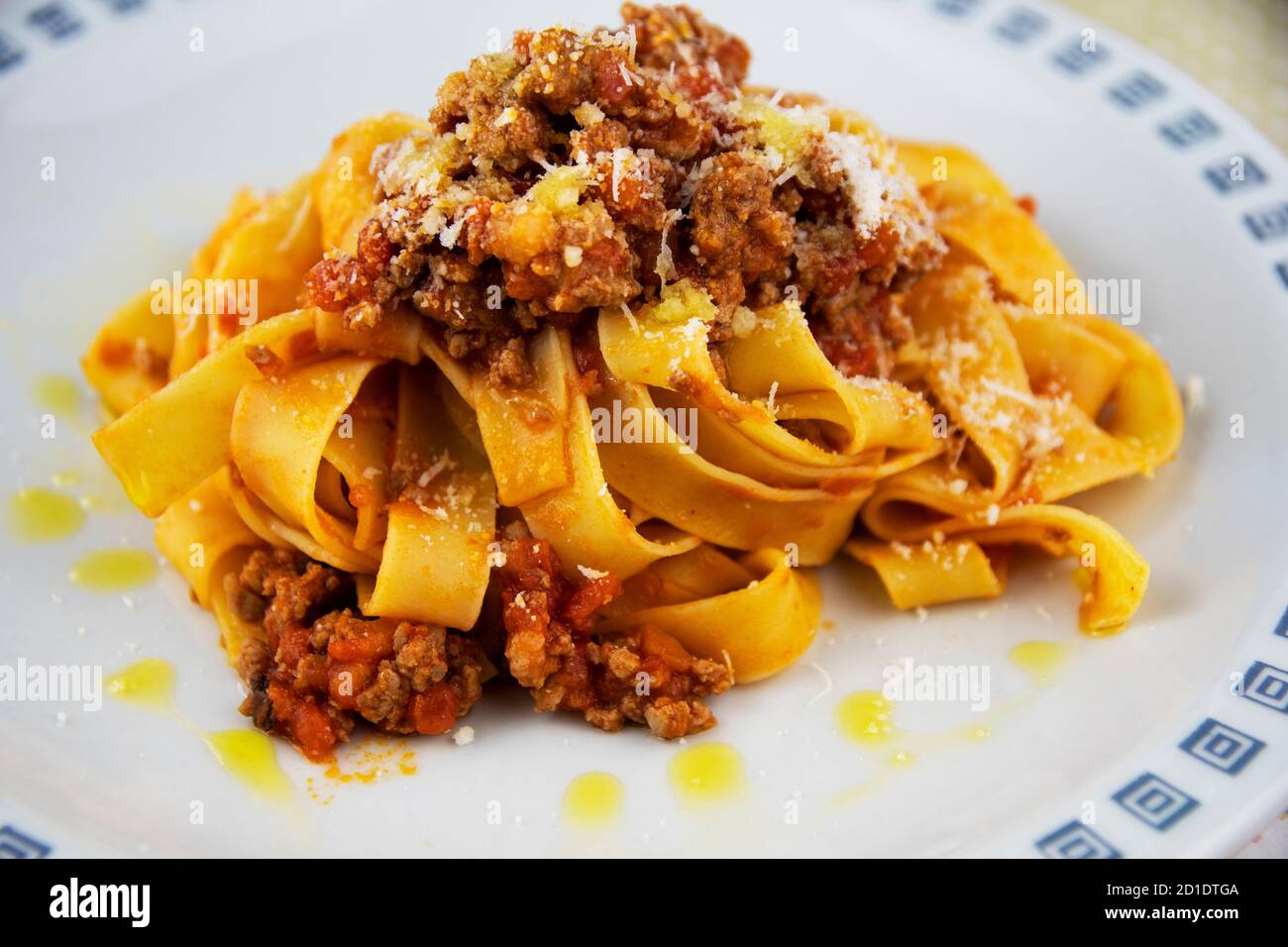 Spaghetti bolognese bacon hi-res stock photography and images - Alamy
