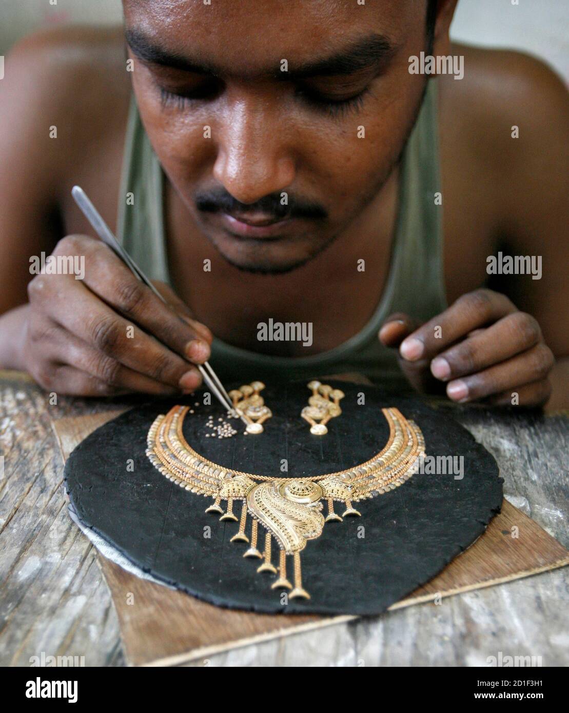 Indian Goldsmith High Resolution Stock Photography and Images - Alamy