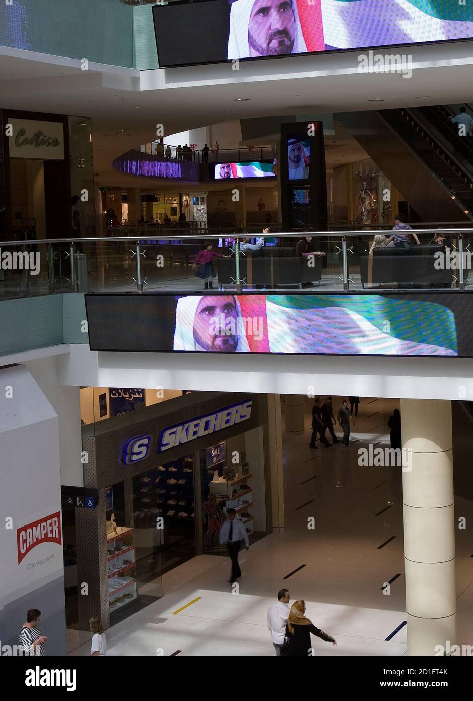 skechers dubai mall of emirates