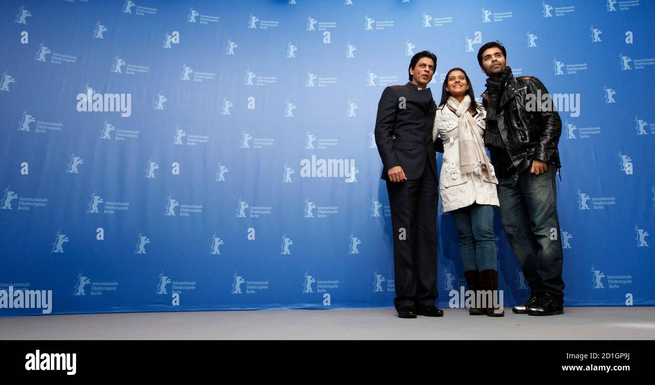 Bollywood Actors Shah Rukh Khan L And Kajol C Join Director Karan Johar At A Photocall alamy