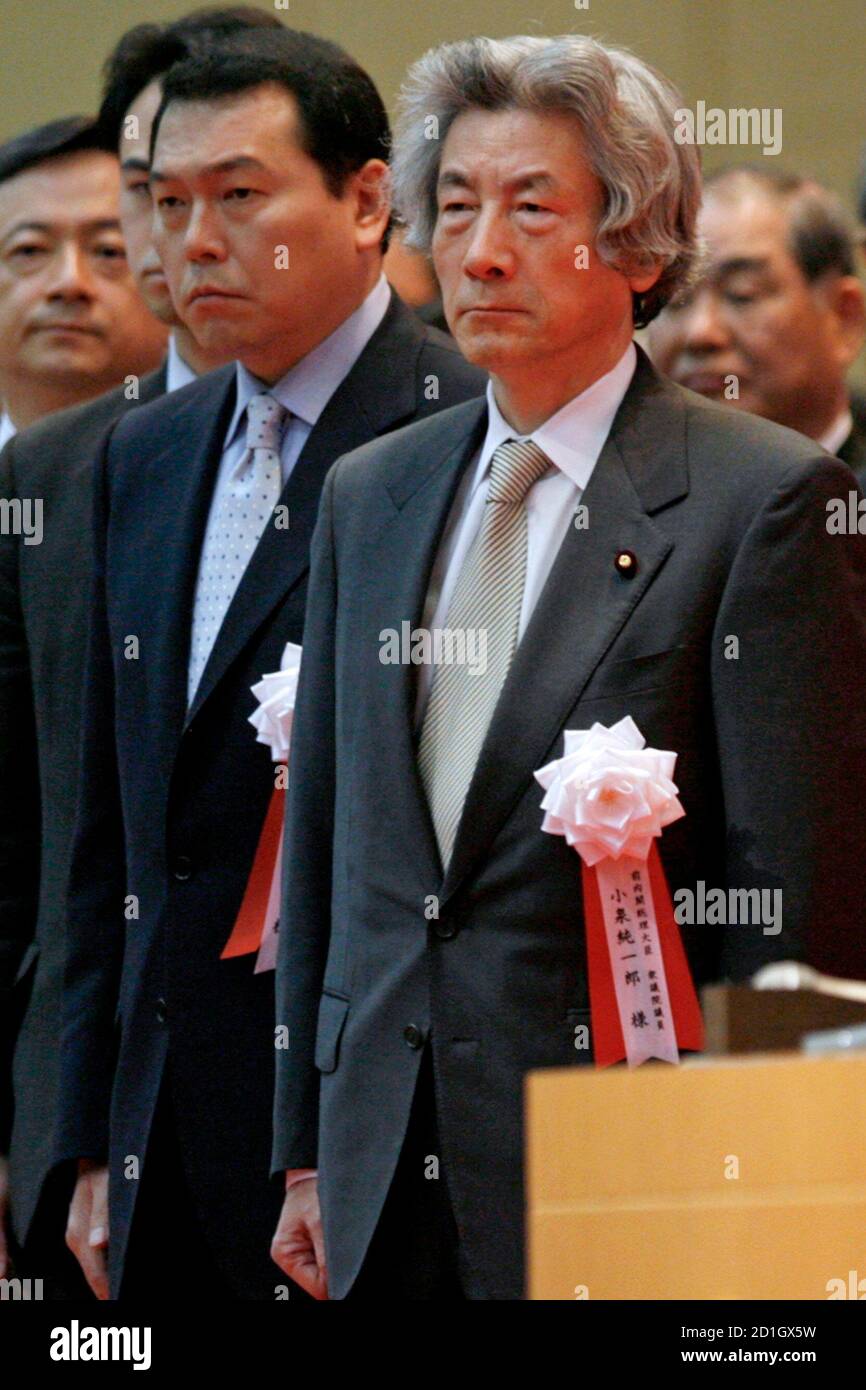 Japan S Ex Prime Minister Junichiro Koizumi Attends A Graduation Ceremony At The National Defense Academy Of Japan In Yokosuka South Of Tokyo March 18 07 Reuters Kiyoshi Ota Japan Stock Photo Alamy
