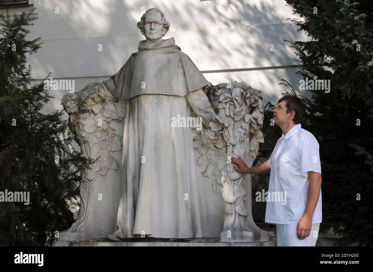 Gregor mendel statue hires stock photography and images Alamy