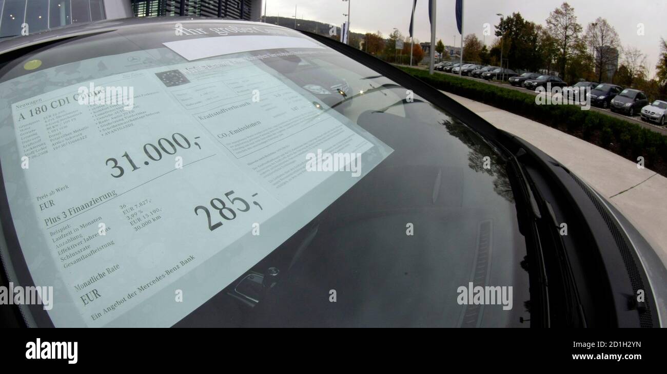Headquarters Mercedes Benz Stuttgart High Resolution Stock Photography And Images Alamy
