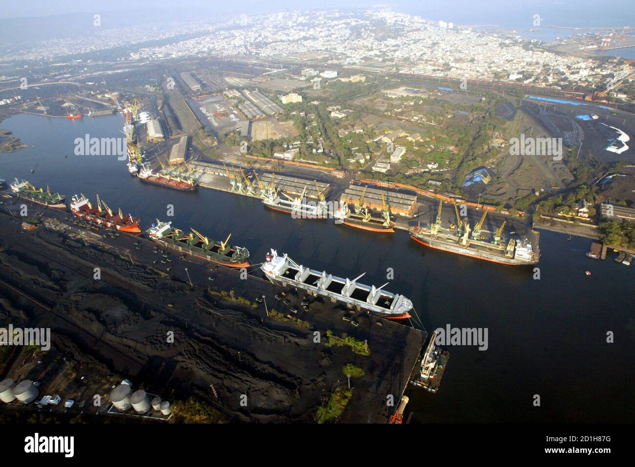 Visakhapatnam port hi-res stock photography and images - Alamy