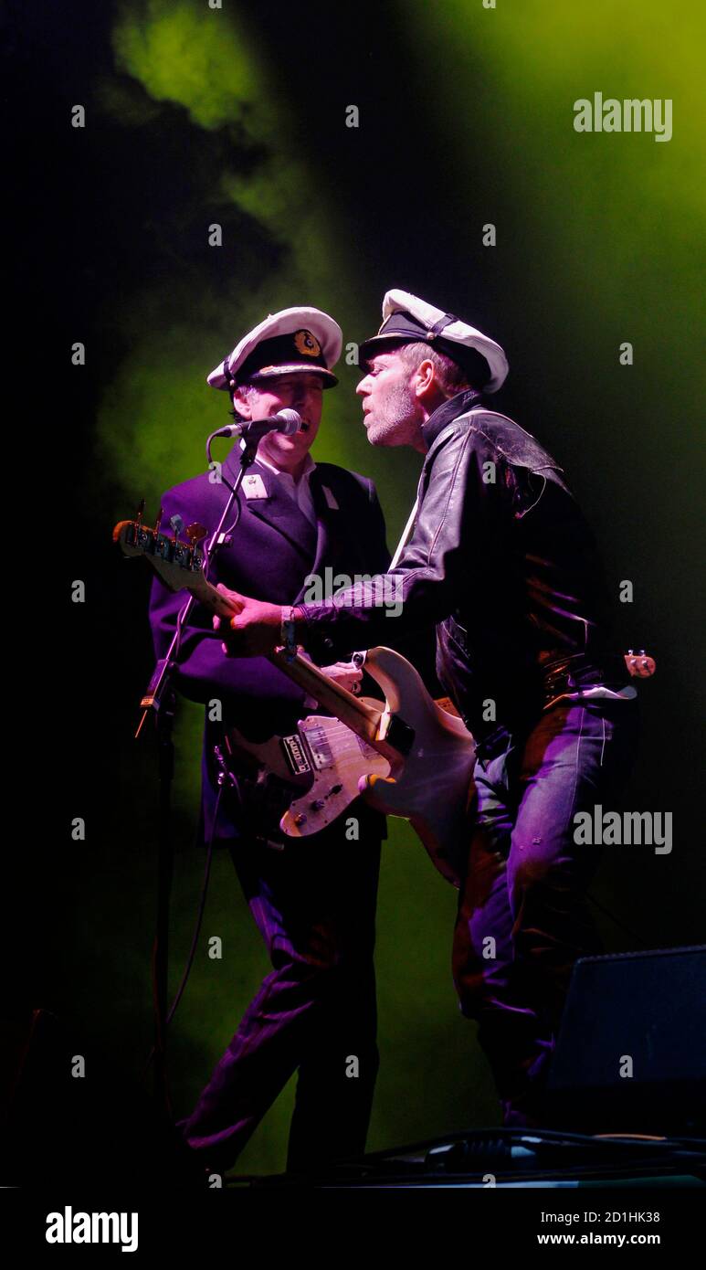 Mick jones of england hires stock photography and images Alamy