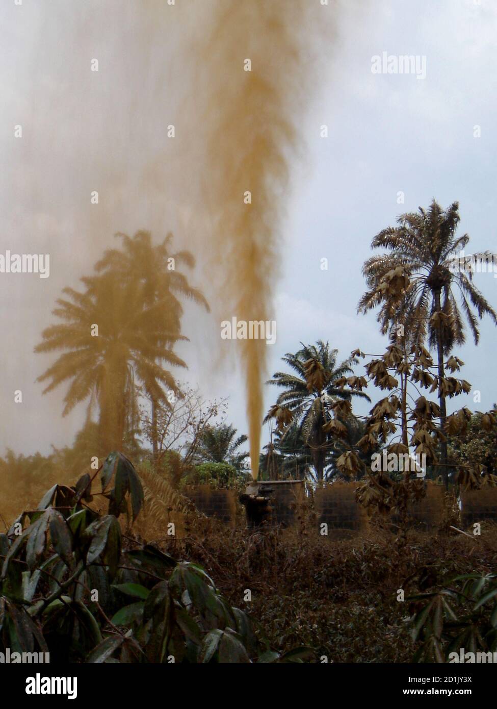 Shell Oil Nigeria High Resolution Stock Photography And Images Alamy
