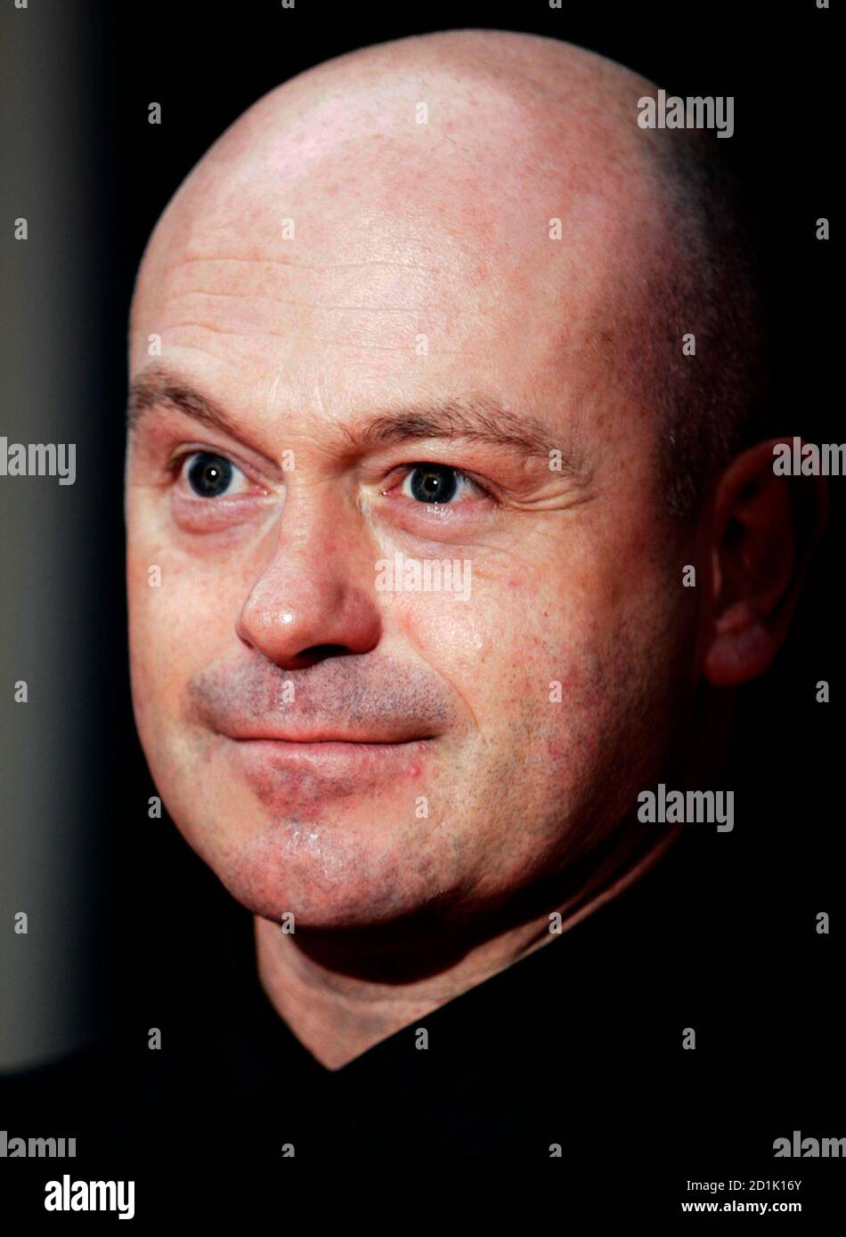 Actor ross kemp hi-res stock photography and images - Alamy