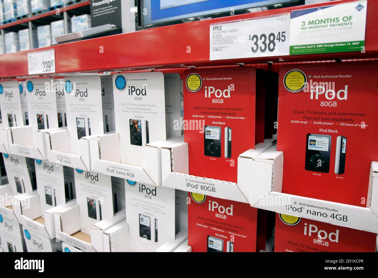 iPods are seen for sale in Sam's Club during a media tour of the Sam's Club  store in Bentonville, Arkansas May 31, 2007. Sam's Club is a subsidiary of  Wal-Mart. Wal-Mart will