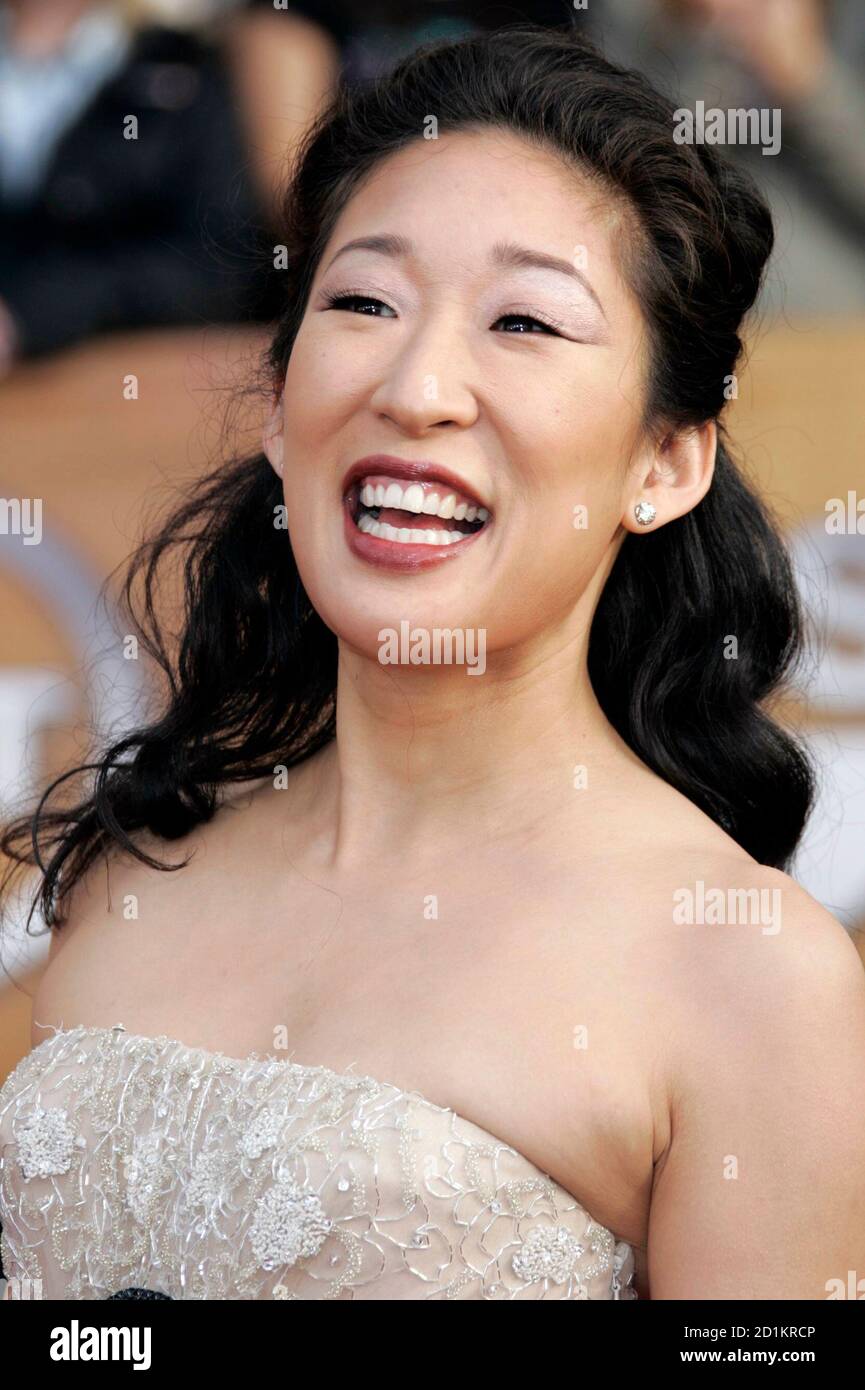 Sandra oh grey's anatomy hi-res stock photography and images - Alamy