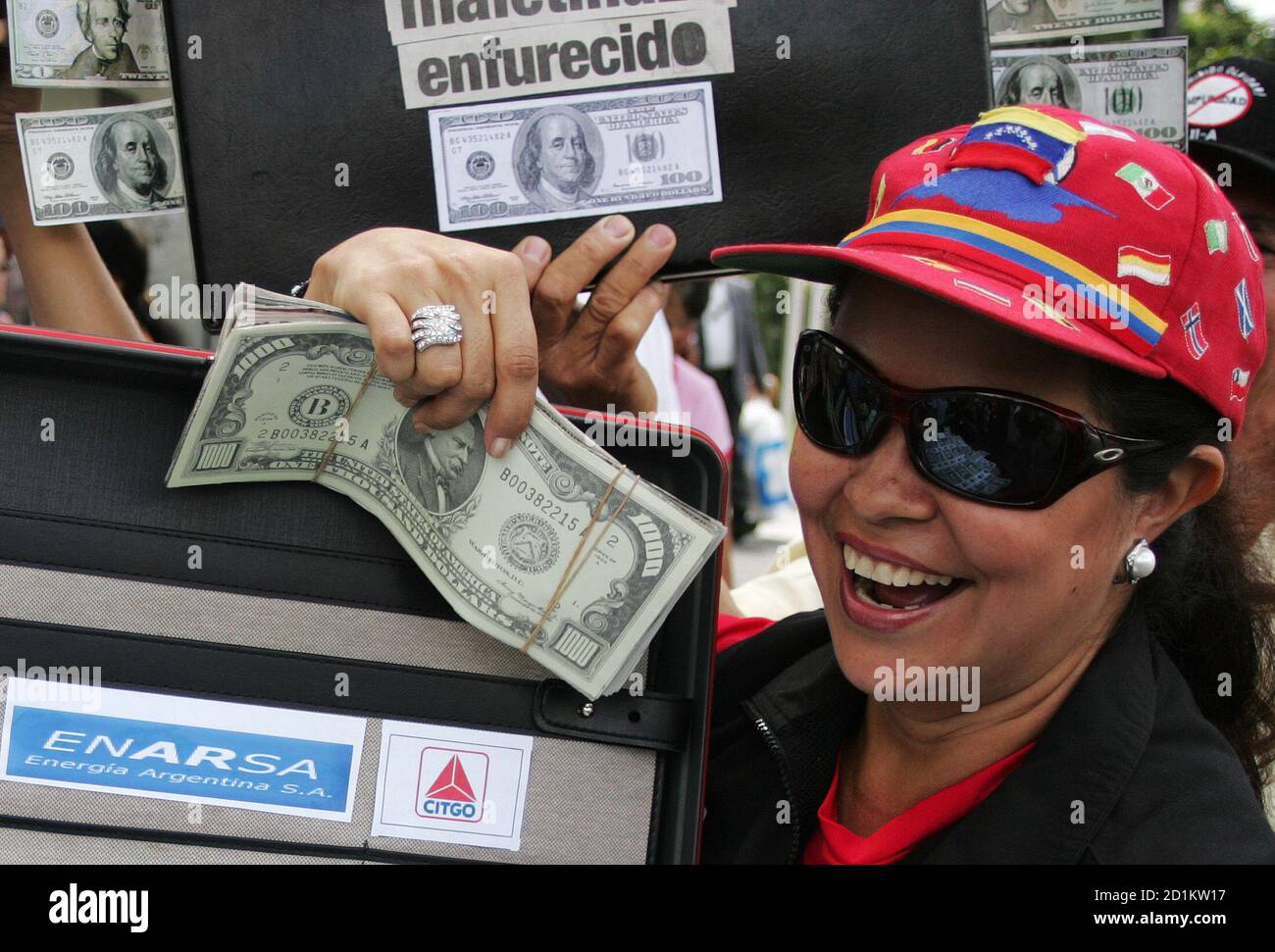 Money in a suitcase hires stock photography and images Alamy