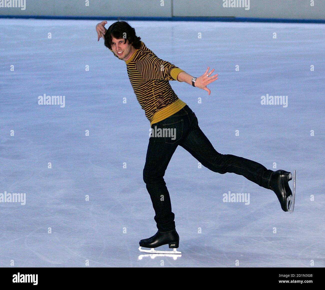 Blades Of Glory High Resolution Stock Photography And Images Alamy Blades Of Glory High Resolution Stock Photography And Images Alamy