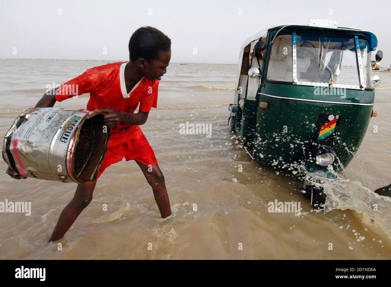 Nile river floods hires stock photography and images Alamy
