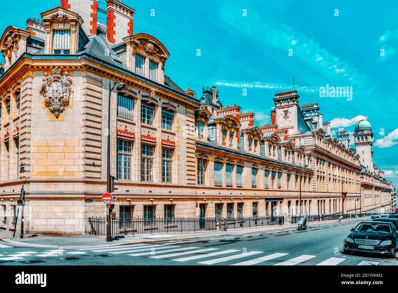 6.10. THE BON MARCHÉ IN PARIS – The Architecture Professor
