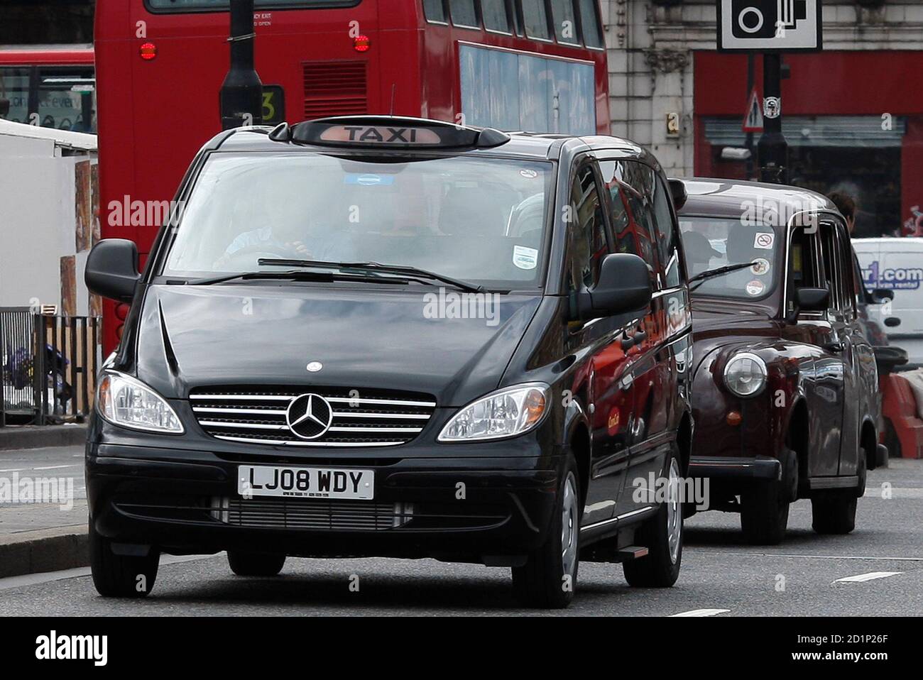 mercedes vito electric taxi 2019