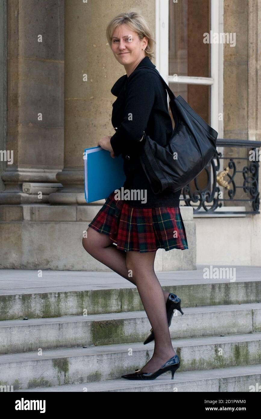 Junior Minister responsible for the Family Nadine Morano arrives at the  Elysee Palace to attend a meeting between French state owned railway  company SNCF leaders, France's President Nicolas Sarkozy and consumer  organizations,