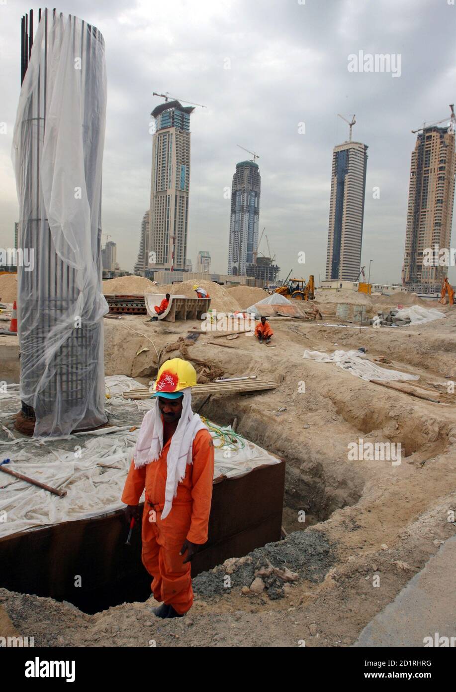 Dubai construction employees hires stock photography and images Alamy