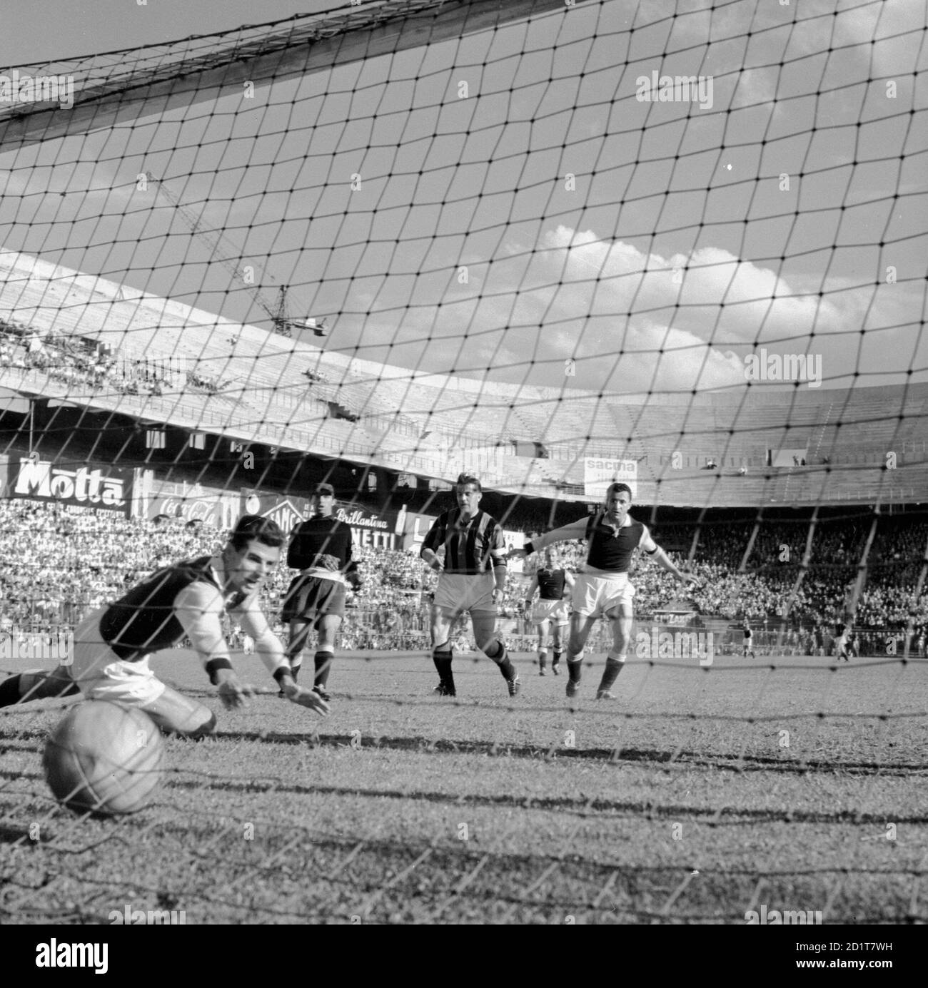 12 june 1955 hires stock photography and images Alamy