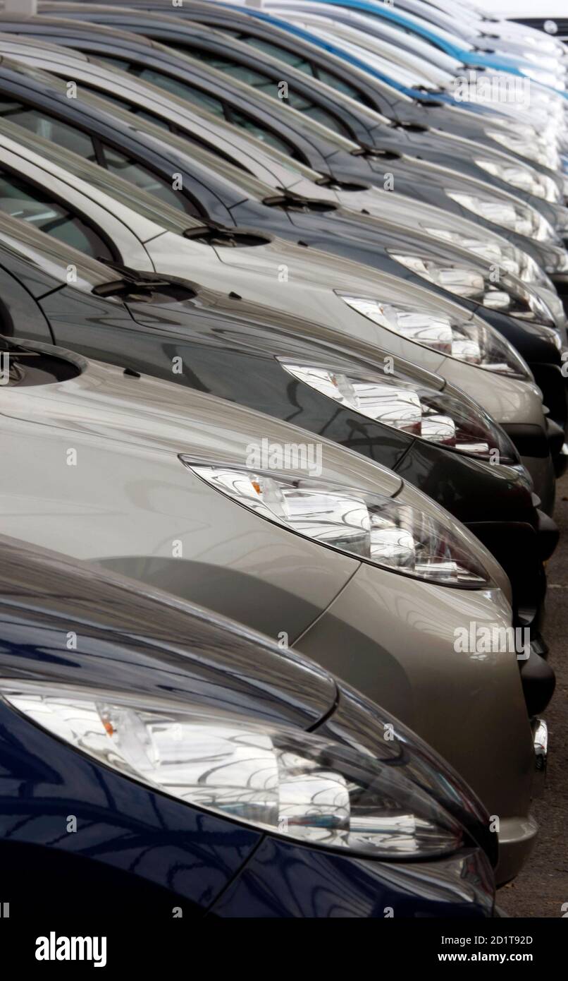 Automobiles Peugeot High Resolution Stock Photography And Images Alamy