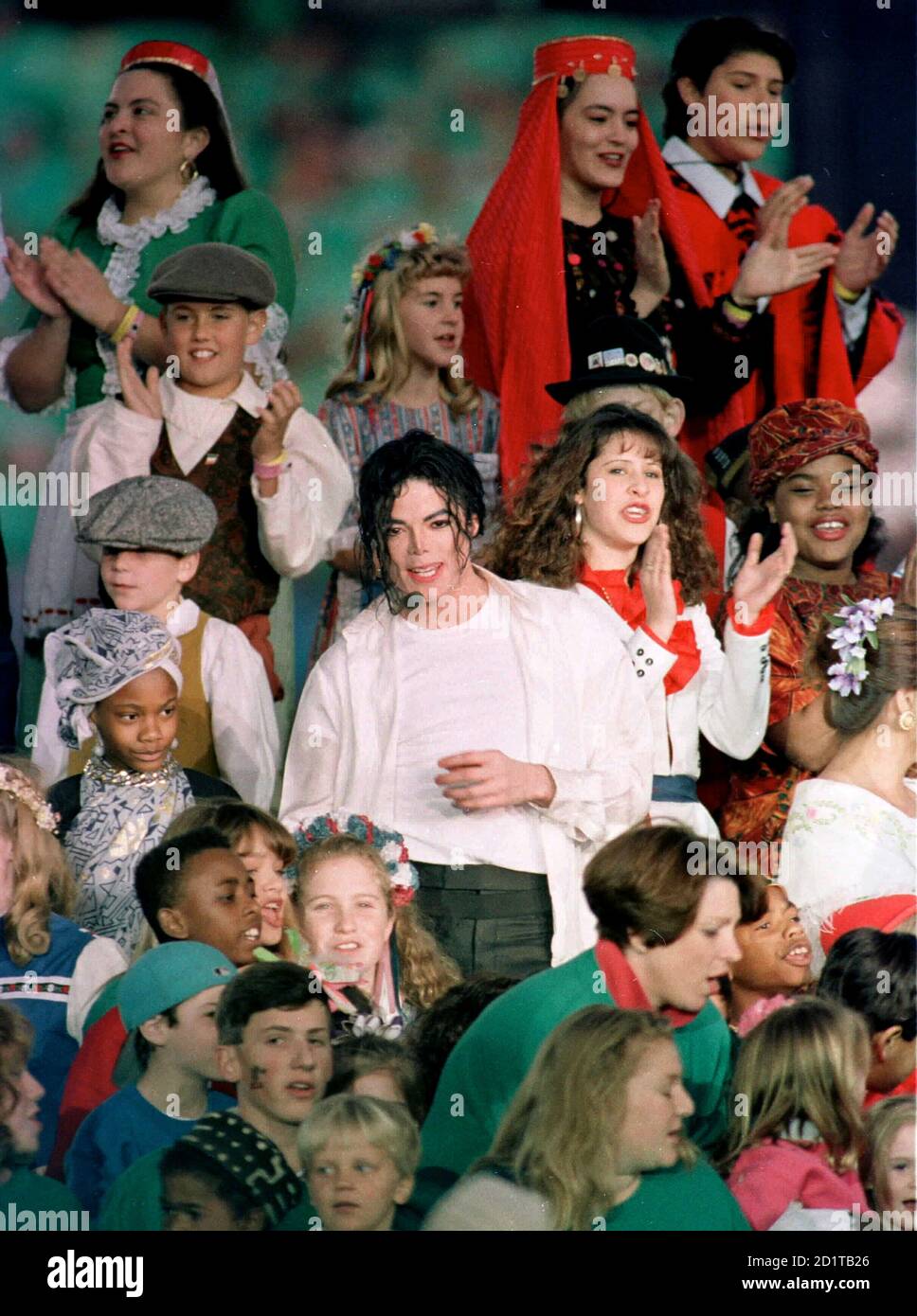 Michael Jackson performs during the halftime show at the NFL's Super Bowl  XXVII in Pasadena, California, in this January 31, 1993 file photo. Michael  Jackson's family gathered at his parents' suburban Los