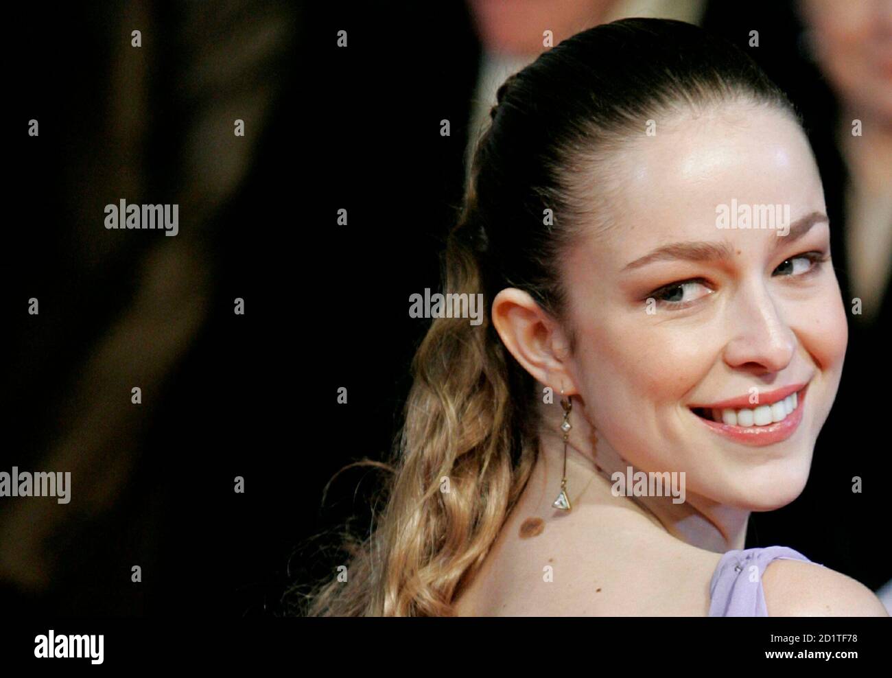 -PHOTO TAKEN 29JAN06- Spanish actress Silvia Abascal poses for