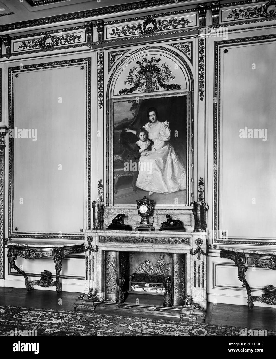 BATH HOUSE, 82 Piccadilly, London. Interior view. The fireplace in the