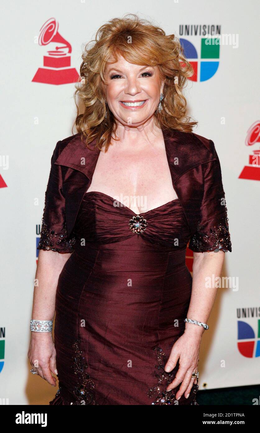 Vikki carr hi-res stock photography and images - Alamy