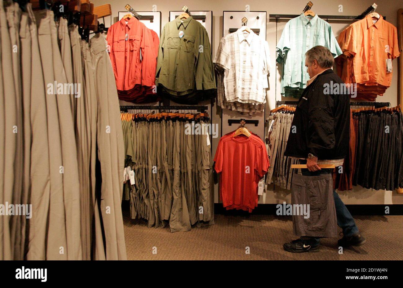 Columbia Sportswear Store High Resolution Stock Photography And Images Alamy
