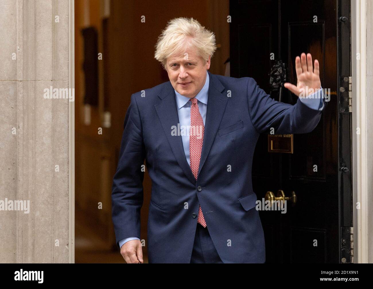 London, UK. 6th Oct, 2020. Boris Johnson, MP Prime Minister leaves 10 Downing Street to make his remote conference speech Credit: Ian Davidson/Alamy Live News Stock Photo