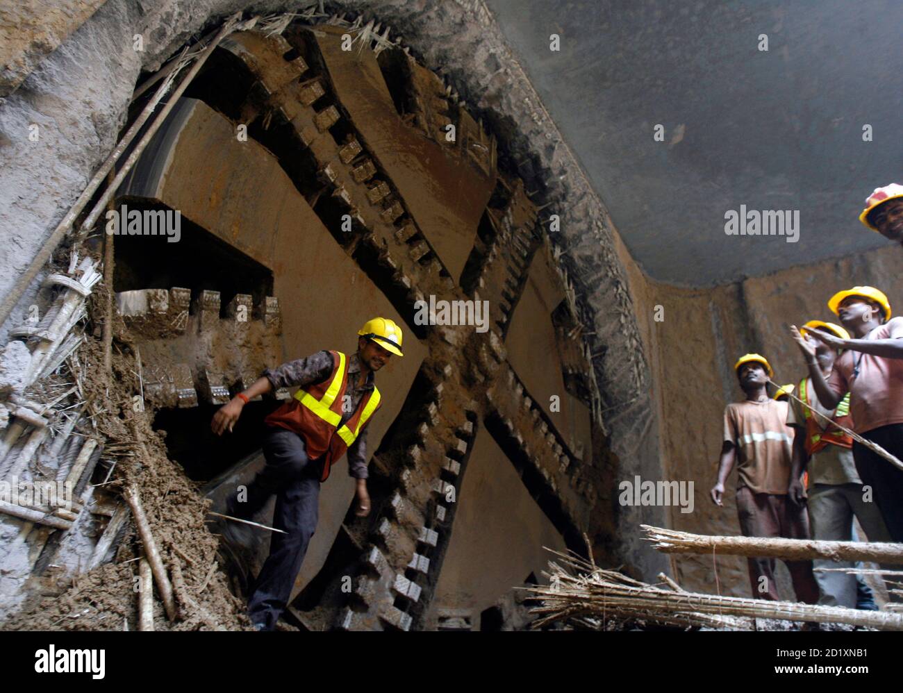 453 metre hi-res stock photography and images - Alamy