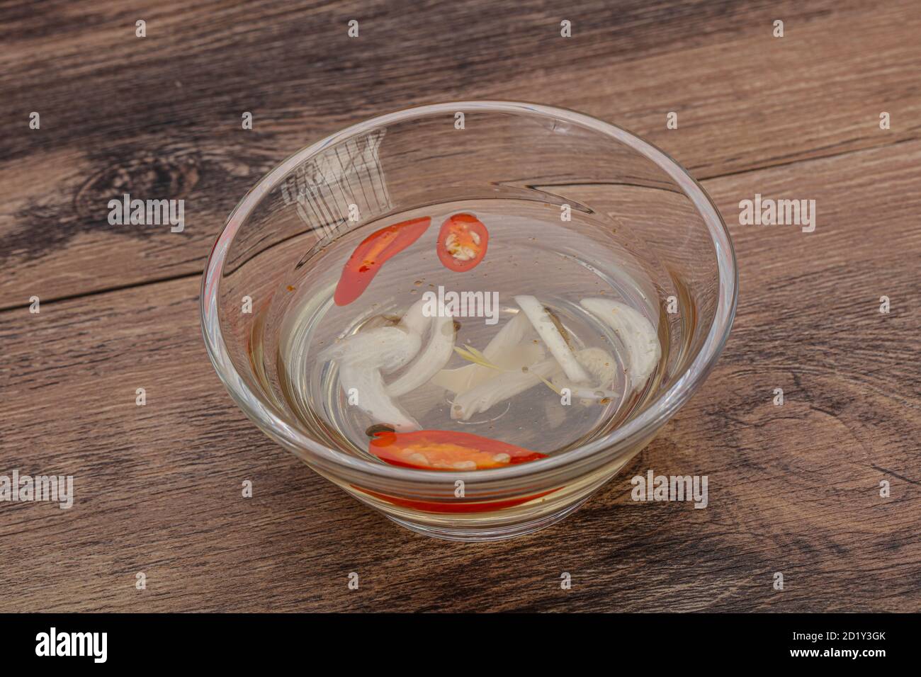 Vietnamese vinegar sauce with chili and garlic Stock Photo Alamy