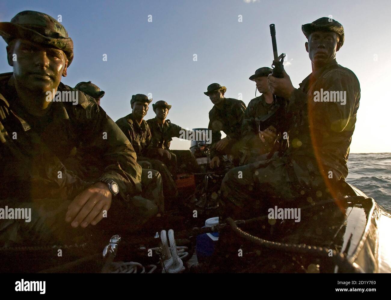 United states navy divers hi-res stock photography and images - Alamy