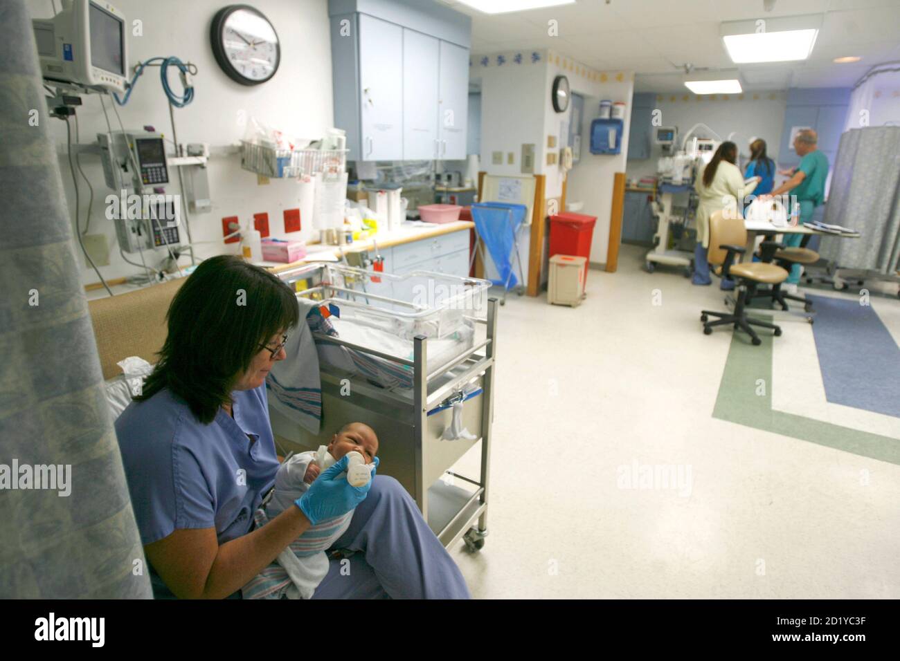 Largest hospital chain hires stock photography and images Alamy