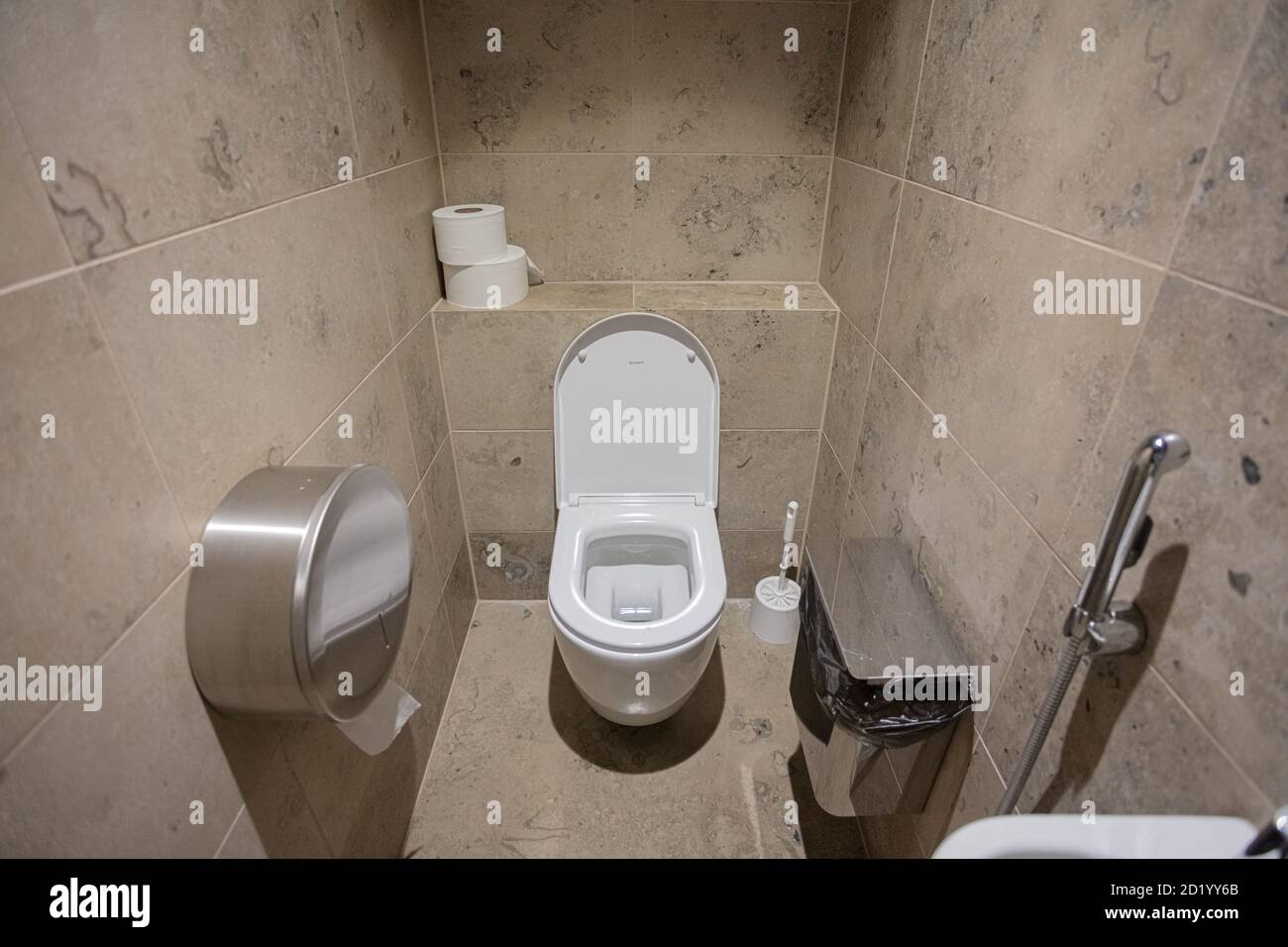 Download Urinal And Wash Basin Lavatory High Resolution Stock Photography And Images Alamy